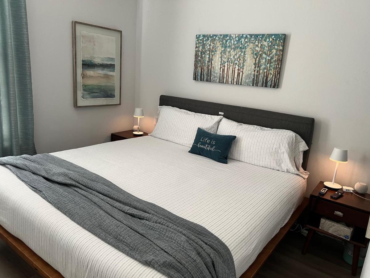 New Centennial Park Luxury Smart Home W Courtyard Фейетвилл Экстерьер фото